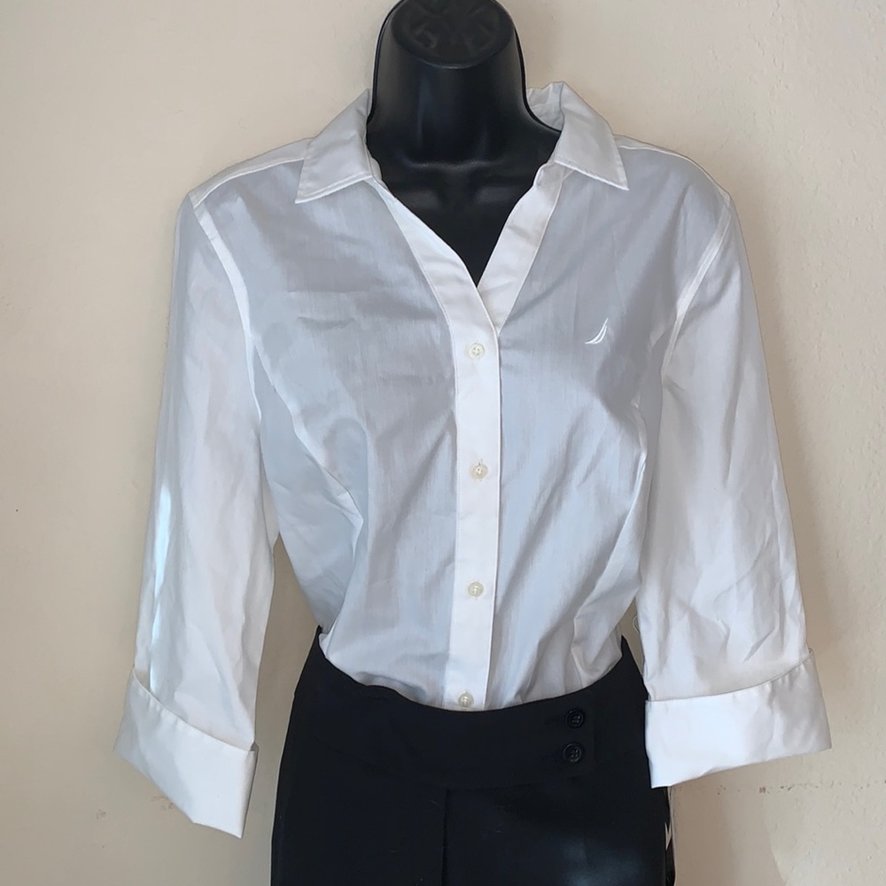Ladies Nautica Collard Tailored (type) Blouse NEW WITH TAGS 3/4 Sleeves w/Cuffs